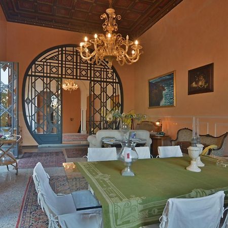 ריפוסטו B&B Di Charme Camelie Palazzo Nicotra מראה חיצוני תמונה