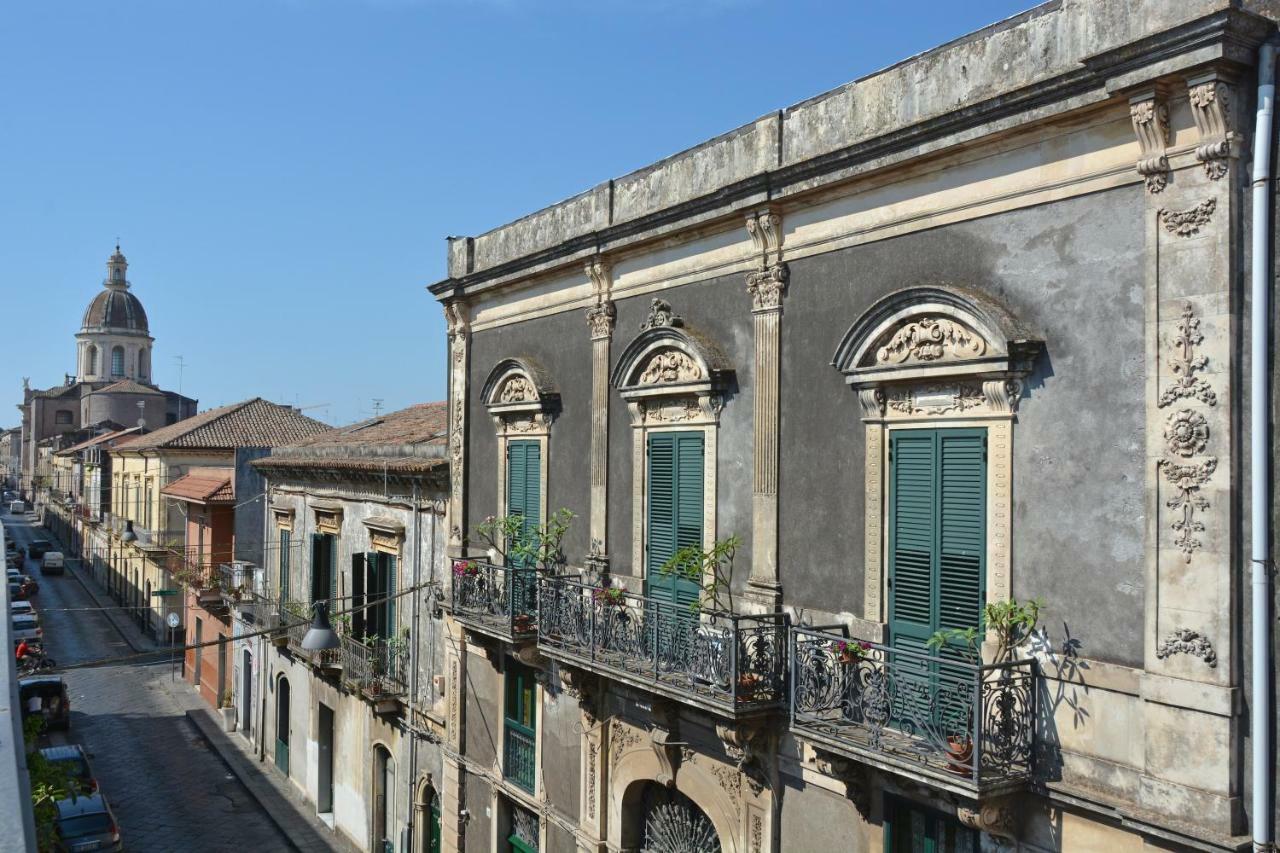 ריפוסטו B&B Di Charme Camelie Palazzo Nicotra מראה חיצוני תמונה