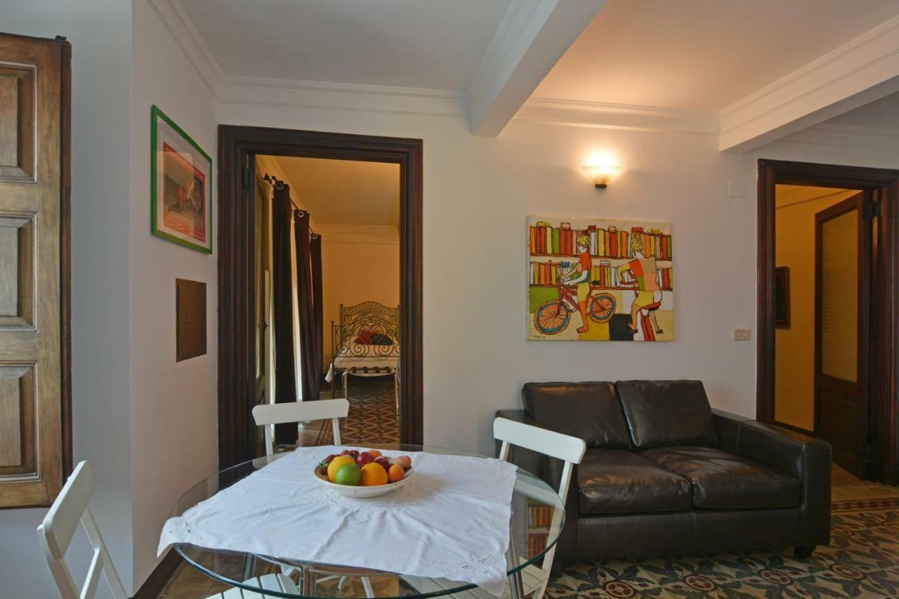 ריפוסטו B&B Di Charme Camelie Palazzo Nicotra מראה חיצוני תמונה
