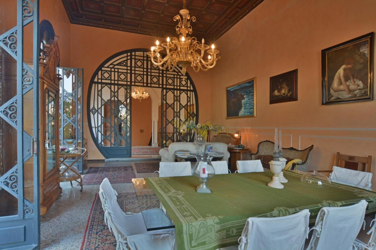 ריפוסטו B&B Di Charme Camelie Palazzo Nicotra מראה חיצוני תמונה
