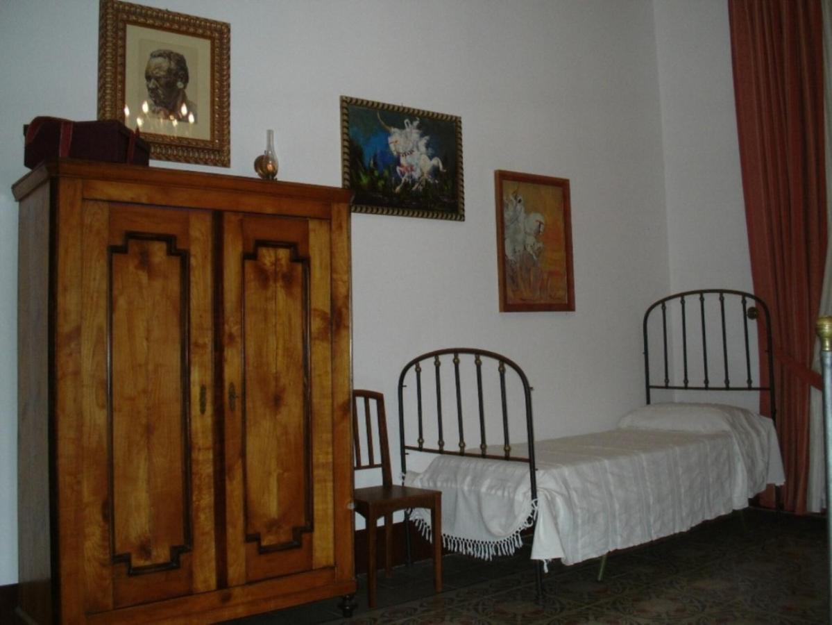 ריפוסטו B&B Di Charme Camelie Palazzo Nicotra מראה חיצוני תמונה